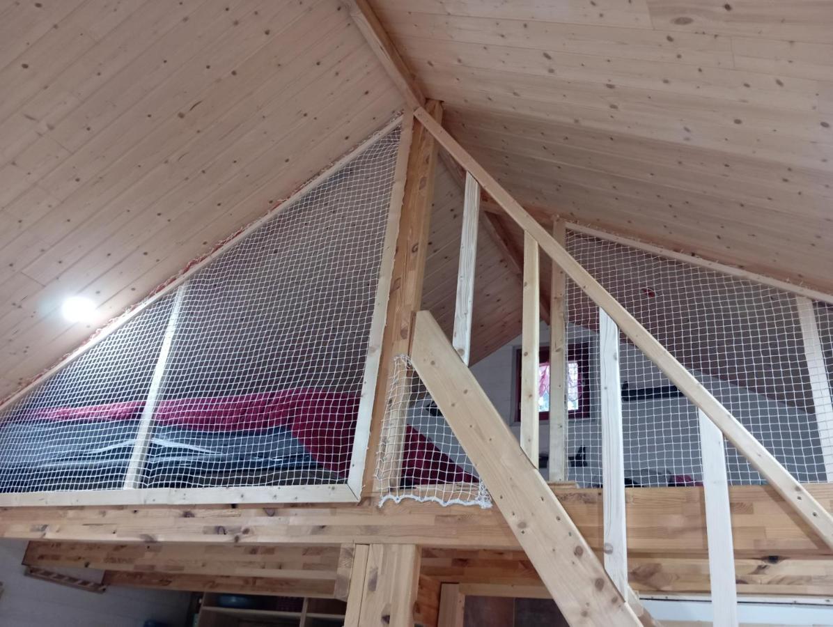 La P'Tite Maison Bois Du Herisson Menetrux-en-Joux Luaran gambar