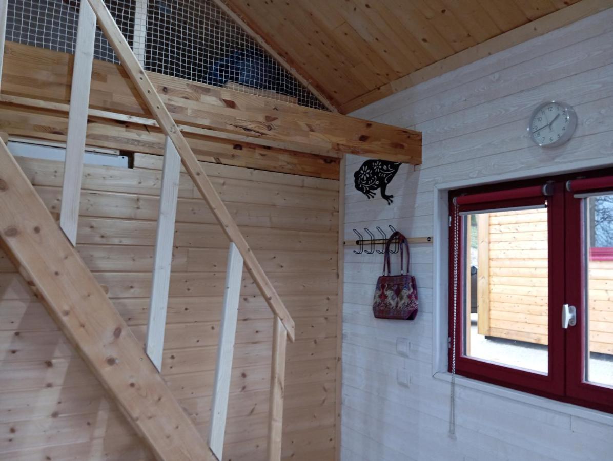 La P'Tite Maison Bois Du Herisson Menetrux-en-Joux Luaran gambar